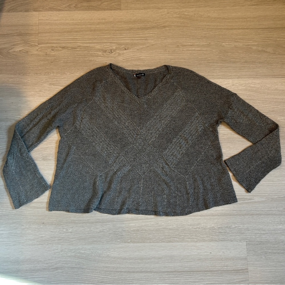 Smartwool Women's Shadow Pine Cable V-Neck Sweater - M